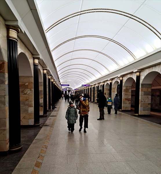 037-Станция метро Адмиралтейская